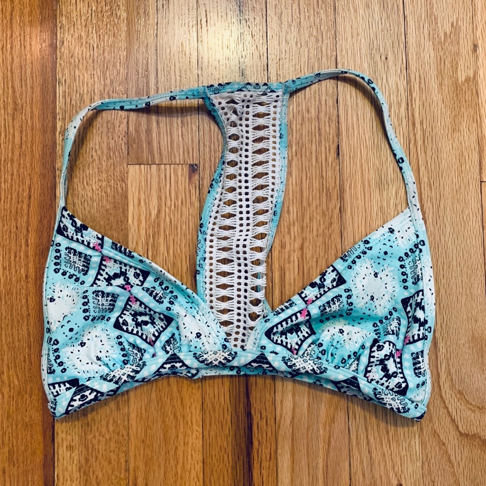 Bikini top size small